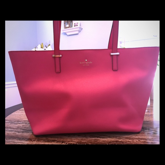 kate spade Handbags - Pink Kate Spade Tote